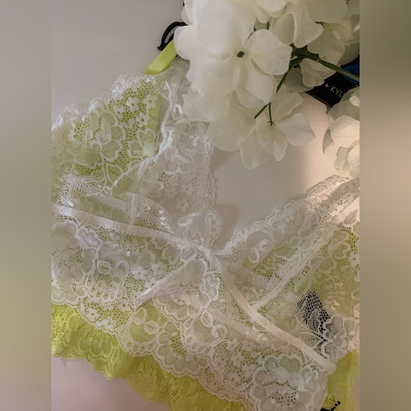 Kendall & Kylie White & Lime Dainty Sheer Lace Bralettes Lingerie Feminine🌸 - Picture 8 of 8